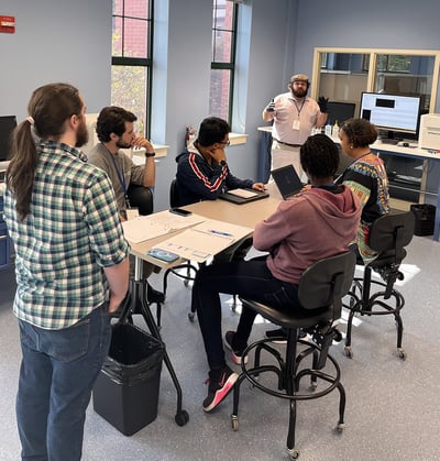 customers-in-flowcam-lab-flowcam-university